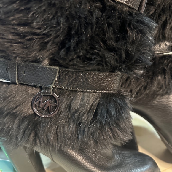 MK boots black pebbled leather winter boots fur lined - Picture 3 of 16